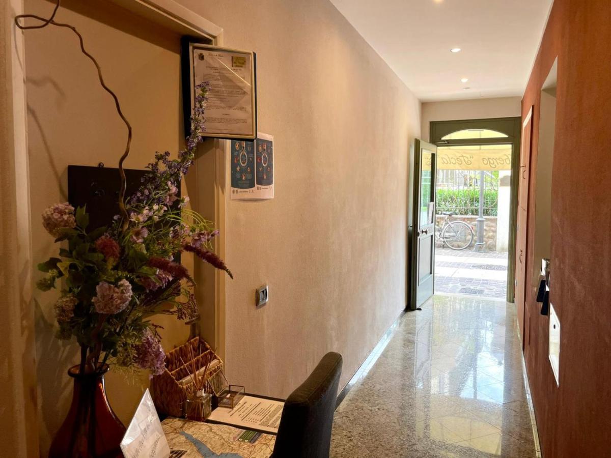 Albergo Tecla Lazise Esterno foto